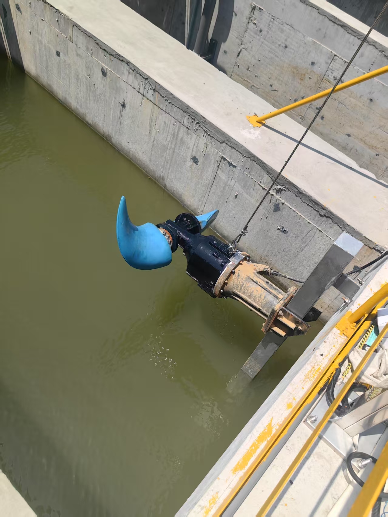 低速推流器选型注意事项
