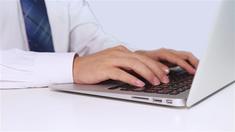 ����kok������������۽�����������ʽ���롰A��H��˫�ʱ�ƽ̨ʱ��