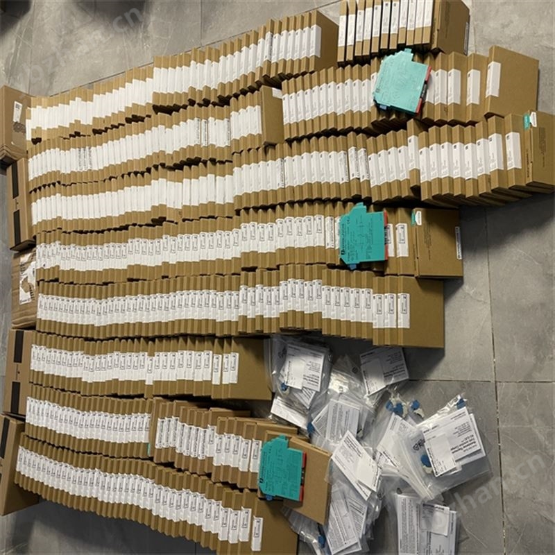 V1-G-2M-PVC倍加福P+F母頭連接器