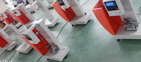 摆锤冲击试验机